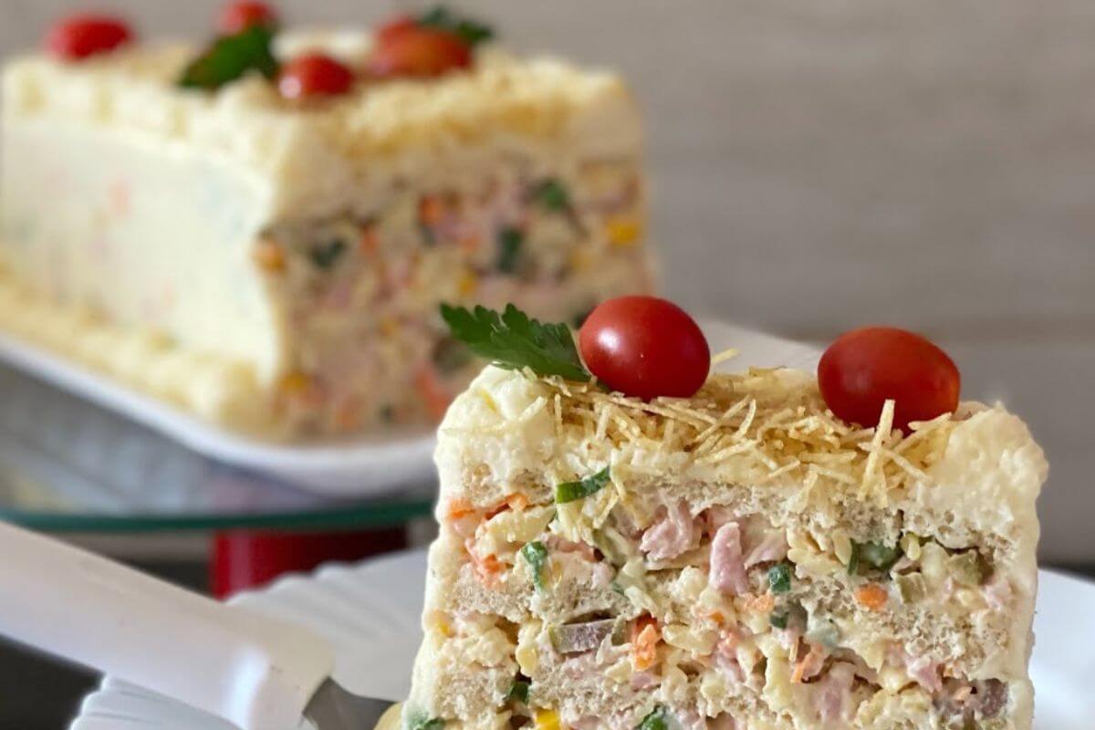 Torta fria de frios para enfeitar sua mesa de reveillon e fica uma delícia