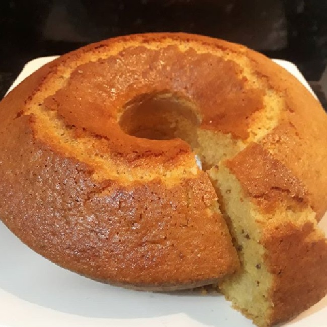 Bolo de Trigo (Simples, Fácil e Fofinho)