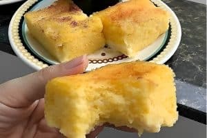 Bolo de milho com flocão fica igualzinho o que a vovó fazia