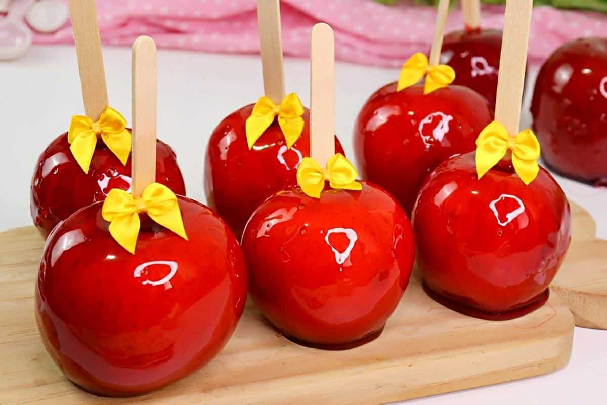 Maçã do amor vai fazer você lembrar da sua infância essa receita é ...