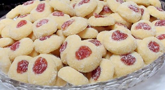 Biscoito Amanteigado Com Goiabada