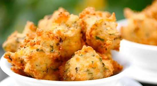 Bolinho De Arroz Com Queijo