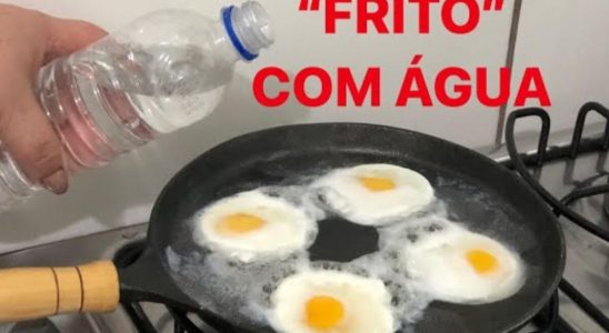 Ovo Frito Com Água