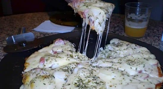 Pizza De Linguicinha