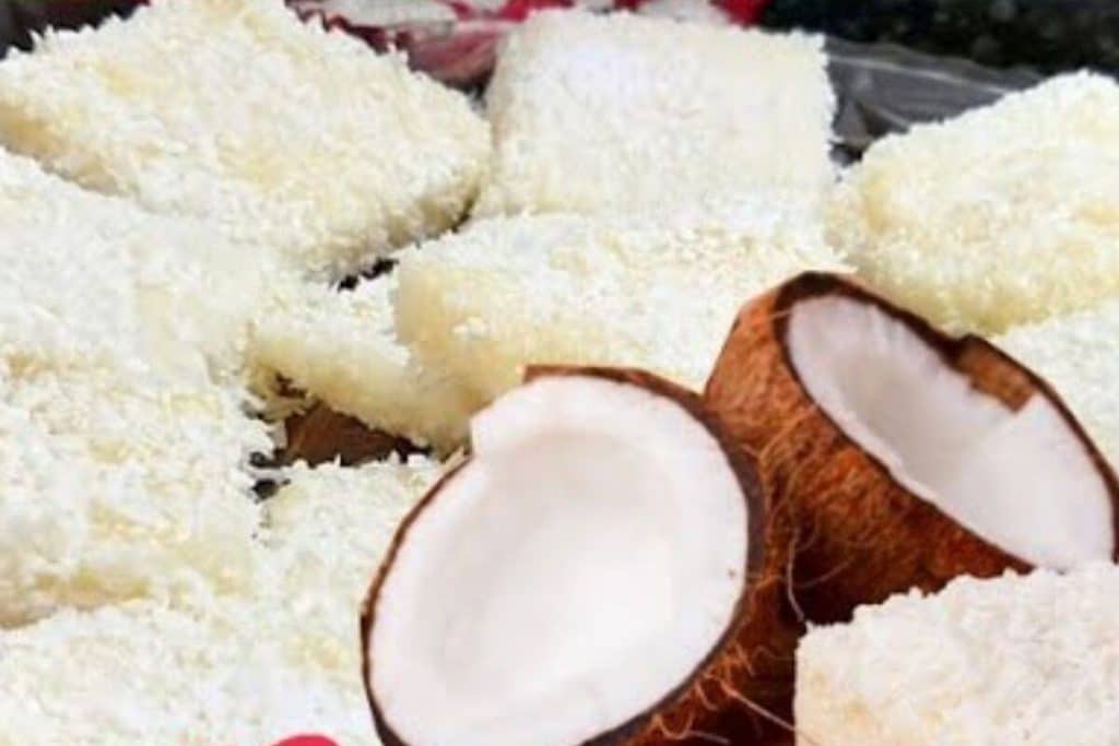 Docinho de coco tão fácil que qualquer pessoa consegue fazer e fica uma delícia