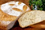 Pão Caseiro De 4 Ingredientes
