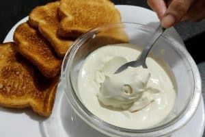 Aprendi fazer um requeijão caseiro sem precisar colocar maisena que fica uma perfeição