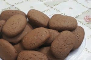 Bolachinha de Chocolate: Receita Fácil e Divertida para Fazer em Família