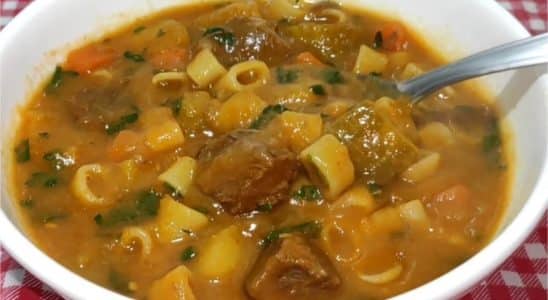 Sopa De Macarrão