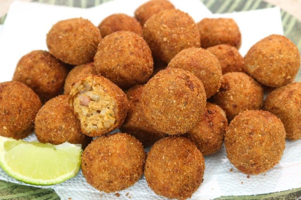 Bolinho De Feijão