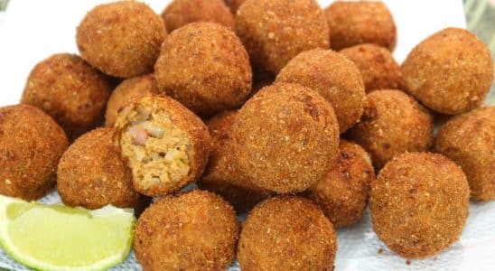 Bolinho De Feijão