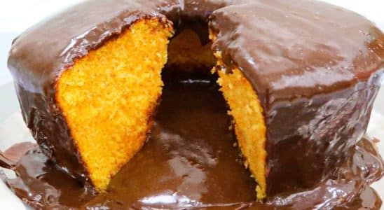 Bolo De Cenoura Com Chocolate