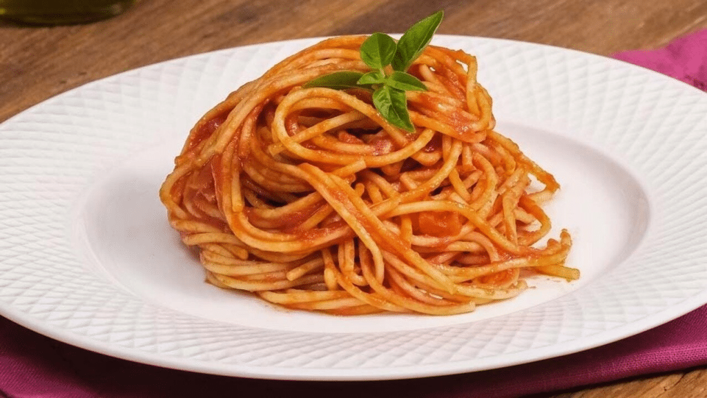 Macarrão De Restaurante