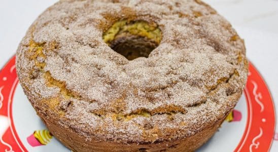 Bolo De Maçã Com Casca