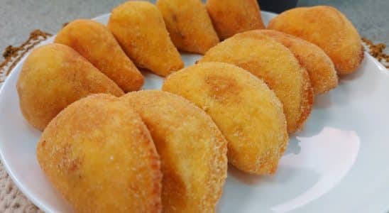 Pastel De Angu