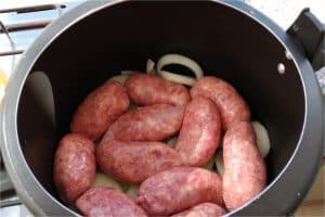 Receita de Linguiça Assada na Panela de Pressão: Fácil, Rápida e Incrivelmente Saborosa