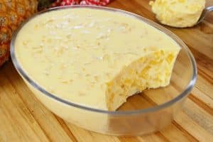 Geladão de Abacaxi Cremoso: A Sobremesa Perfeita para Suas Festas de Fim de Ano