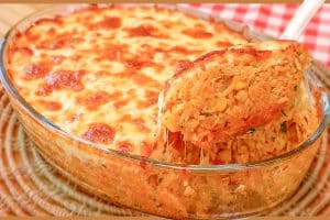 Arroz de Forno Cremoso: Receita Fácil e Perfeita para Aproveitar Sobras!