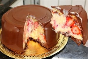 Bombom de Morango: Uma Sobremesa Irresistível que Vai Te Encantar!