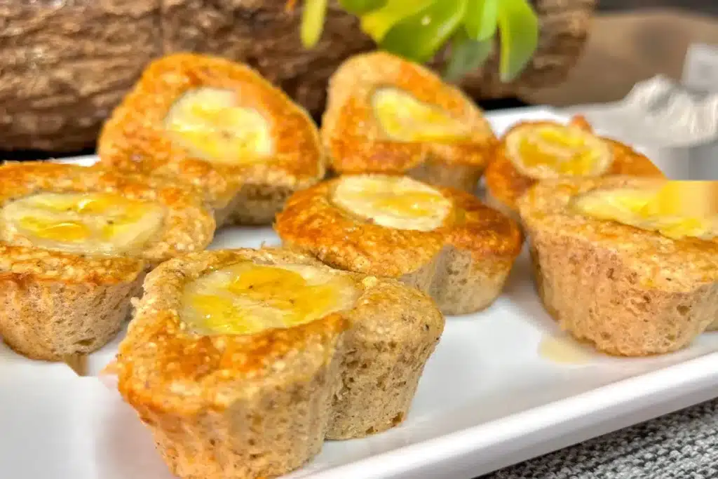 Bolinho de Aveia com Banana: Lanche Saudável e Saboroso