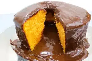 Bolo de Cenoura com Chocolate: O Clássico Perfeito para Qualquer Momento