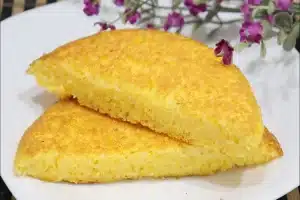 Quer inovar no café da manhã? Faça esse pão de cuscuz fácil e aproveite uma opção leve e deliciosa!