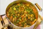Sopa De Macarrão Com Frango