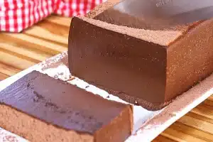 Mousse de Chocolate de Cortar: Simples, Cremoso e Irresistível!