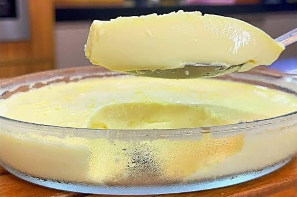 Sobremesa com 2 Ingredientes: Fácil, Rápida e Deliciosa!