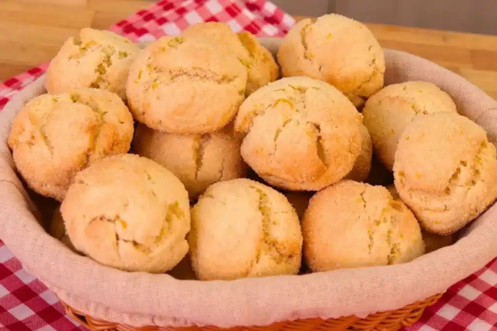 Broinha De Iogurte Com Cheirinho De Laranja E Limão - Um Vício Gostoso! 7 Broinha De Iogurte