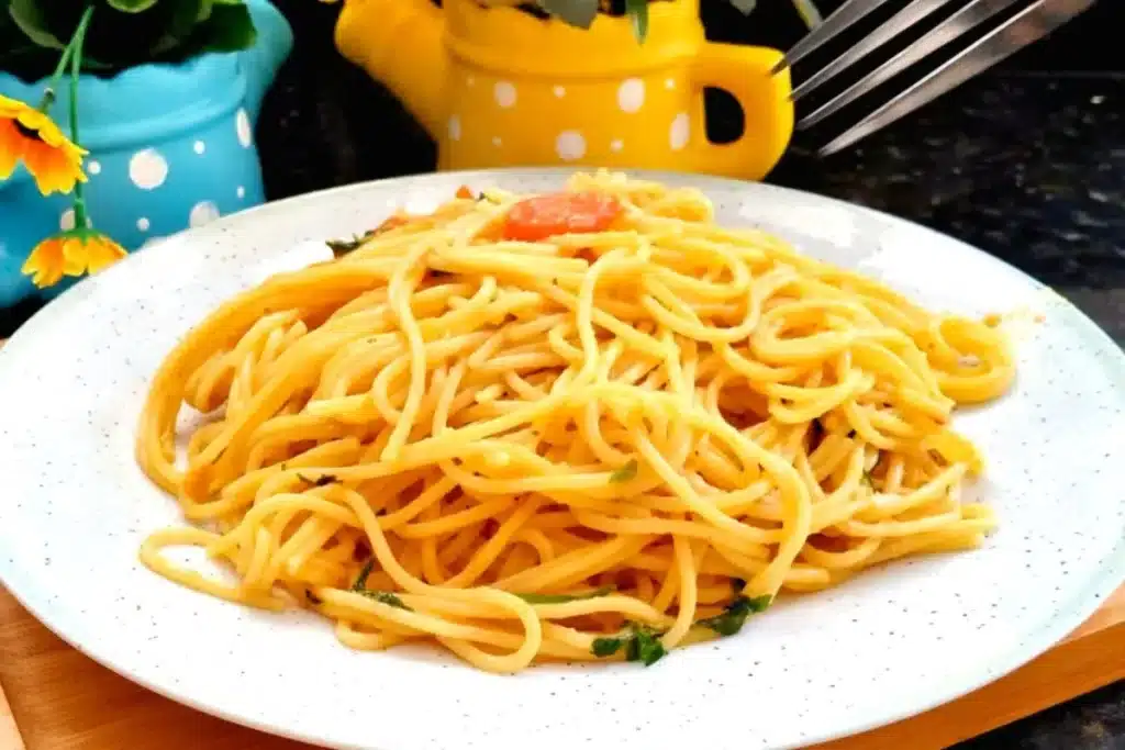 Espaguete Soltinho Com Molho De Tomate Fresco Que Dá Show Em Restaurante Italiano 7 Espaguete Soltinho