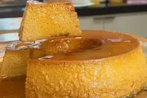 Pudim de doce de leite: cremoso, brilhante e perfeito para impressionar!