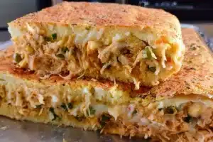 Torta de frango cremosa e fácil: perfeita para o lanche ou jantar da semana