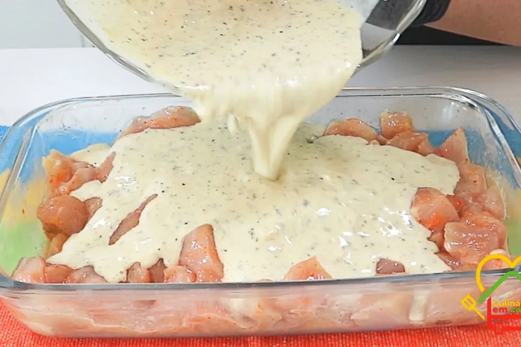 Frango No Forno Suculento E Fácil Que Vai Conquistar A Família Toda 7 Frango No Forno