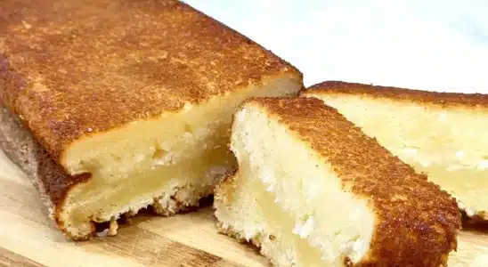 Bolo Mole De Coco