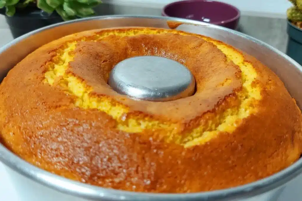 Bolo De Fubá Com Creme De Leite Igual Da Vovó - O Mais Fofinho Que Você Já Provou! 7 Bolo De Fubá Com Creme De Leite